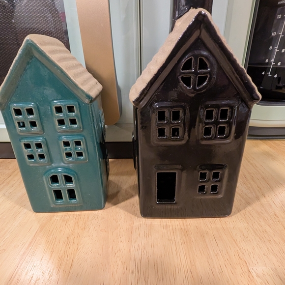 Ashland Ceramic House Decor - Black and Teal - Picture 2 of 6